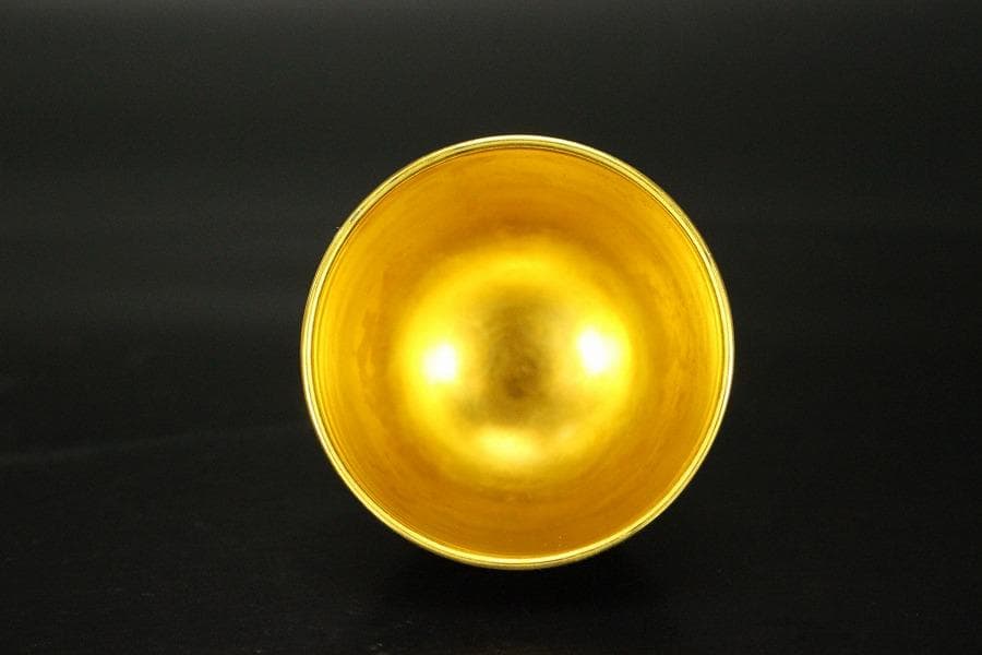 九谷焼 ぐい吞 青粒金盃 中田錦玉作 共箱(メ1240)