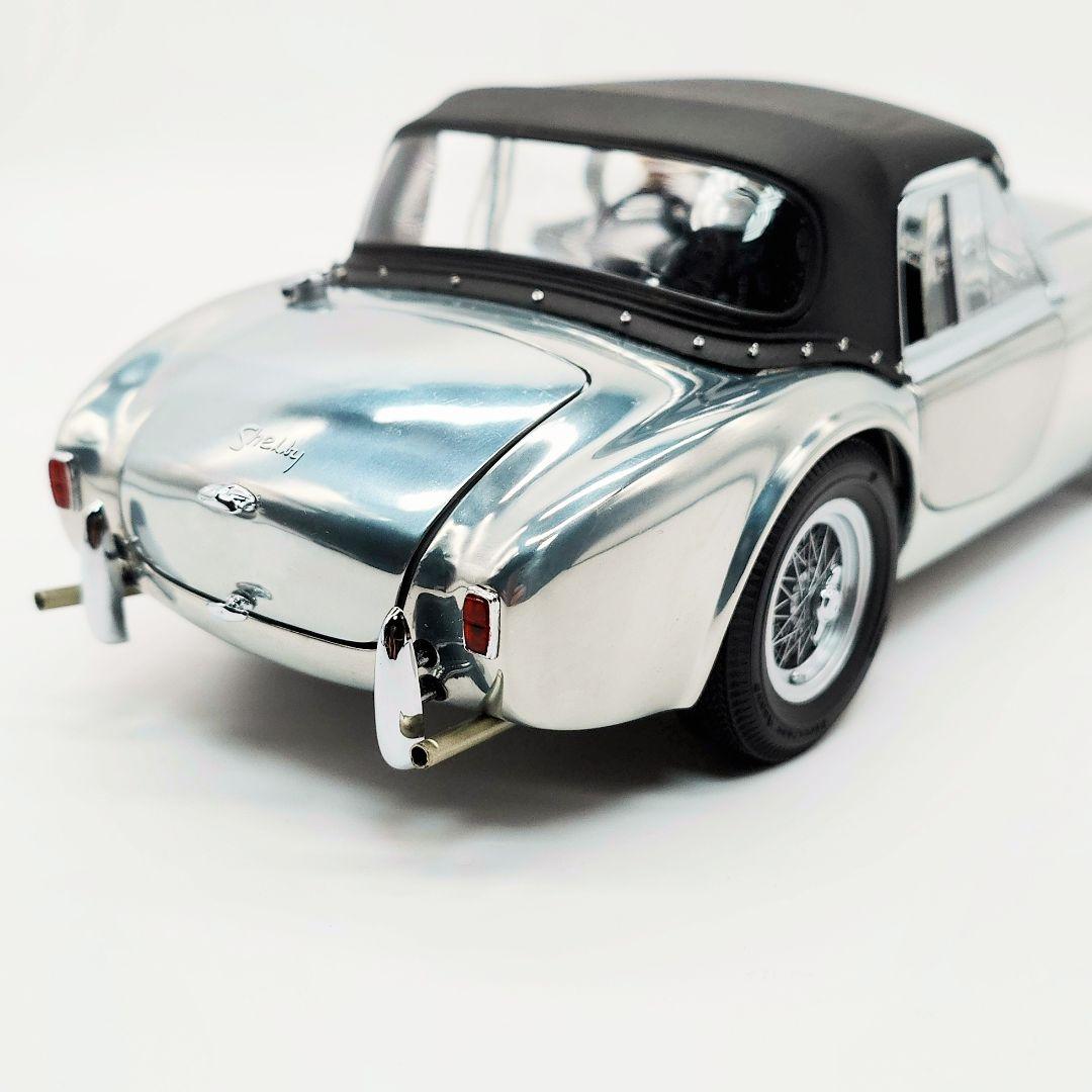 1962年 シェルビーコブラ 260 アルミボディ1:18 元箱付 新品