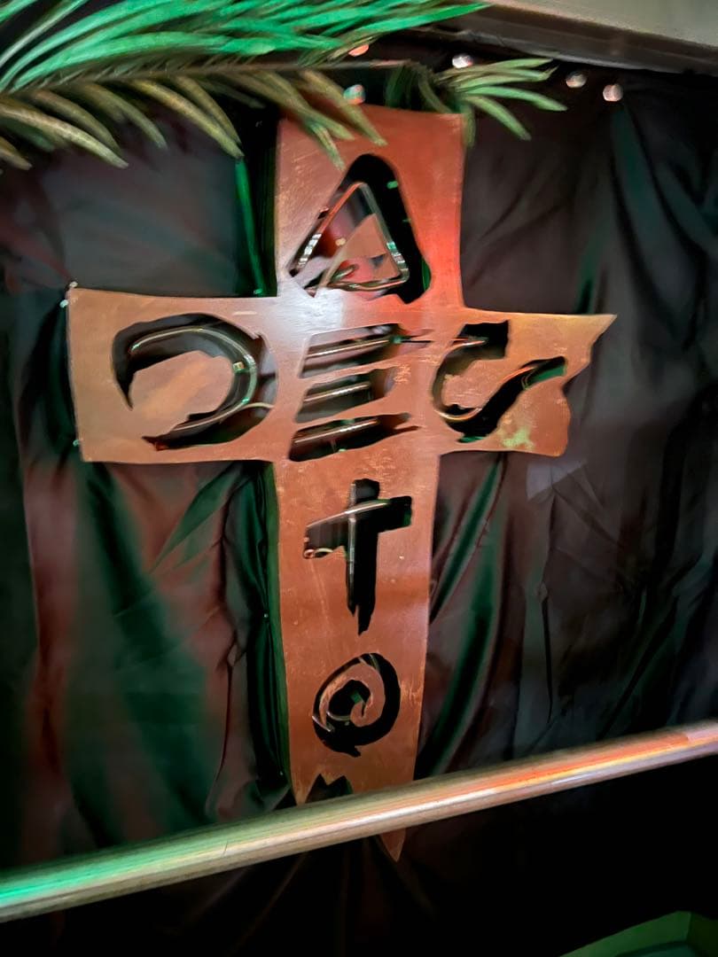 ADCTOモニュメントネオンアート