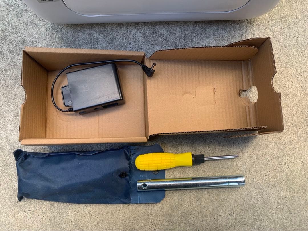 発電機　カセットガス式インバーター発電機