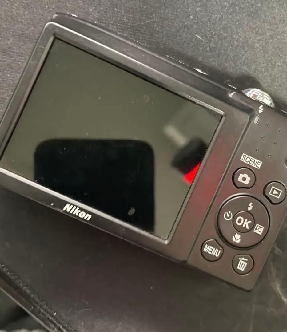 Nikon COOLPIX A100 デジタルカメラ