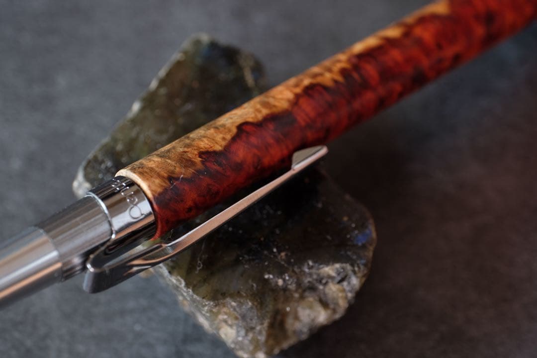 PG5木軸カスタム0170　高村杢工房製図用シャープペンシル　花梨瘤トリコロール