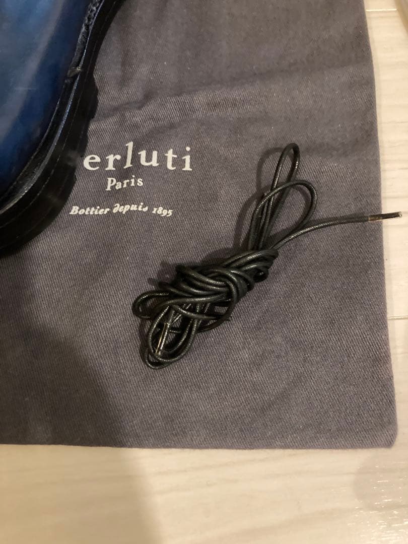 ベルルッティ ニューウルティマ パティーヌ ブルー