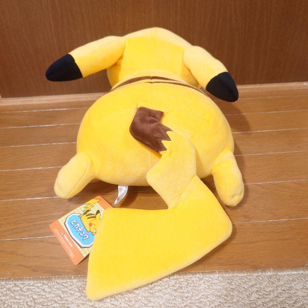 【美品】ポケモンセンター すやすやピカチュウ BIG 2015 ぬいぐるみ