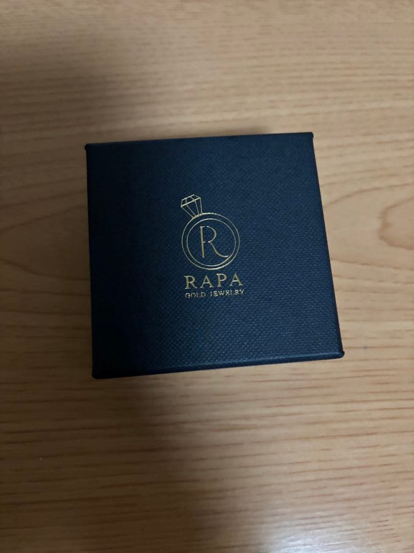 美品　１８金スターダストピアス