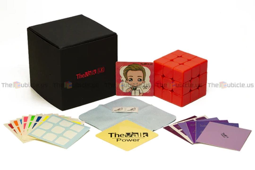 レアVALK CHINA RED 限定版 ルービックキューブ