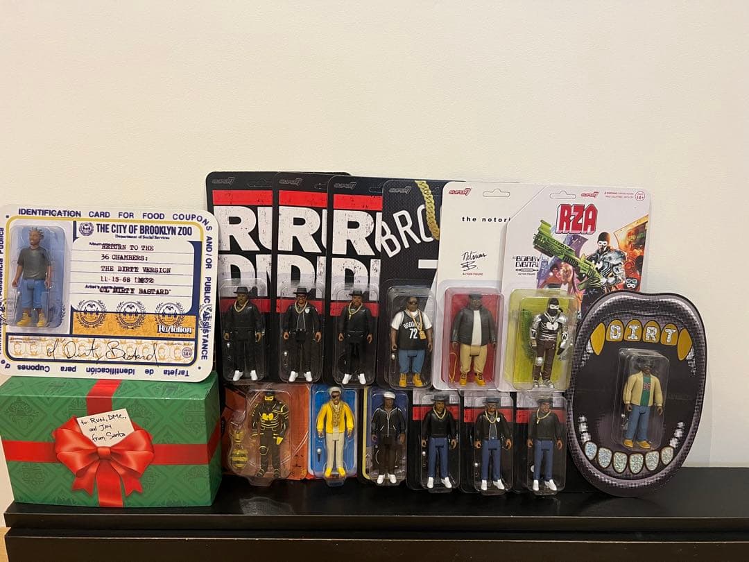 SUPER7 アクションフィギュア