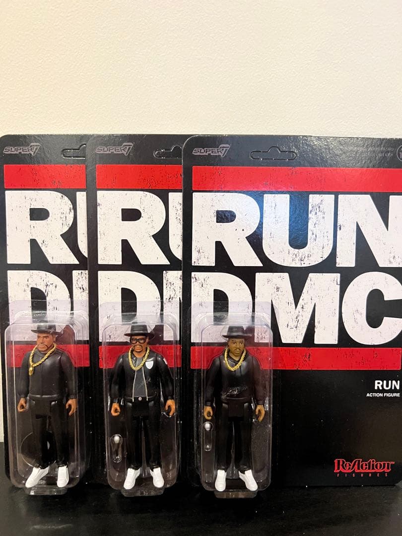 SUPER7 アクションフィギュア