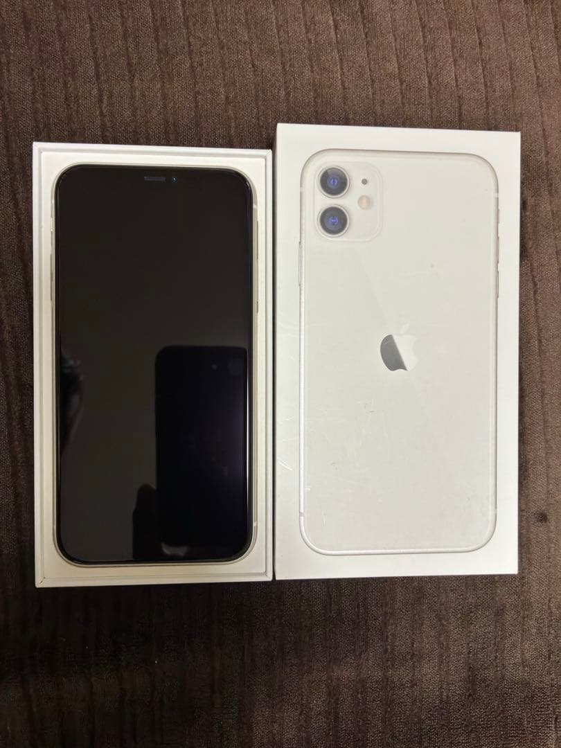 【未使用品】Apple iPhone 11 ホワイト 本体