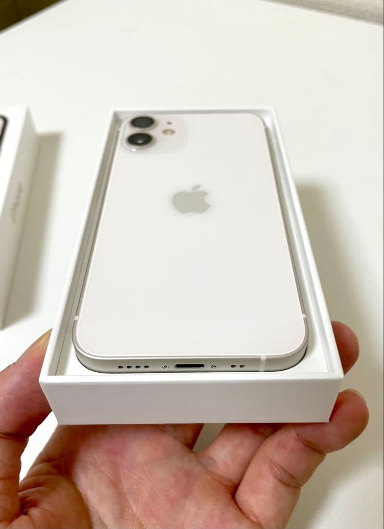 【純正99%】iPhone 12mini 64GB ホワイト