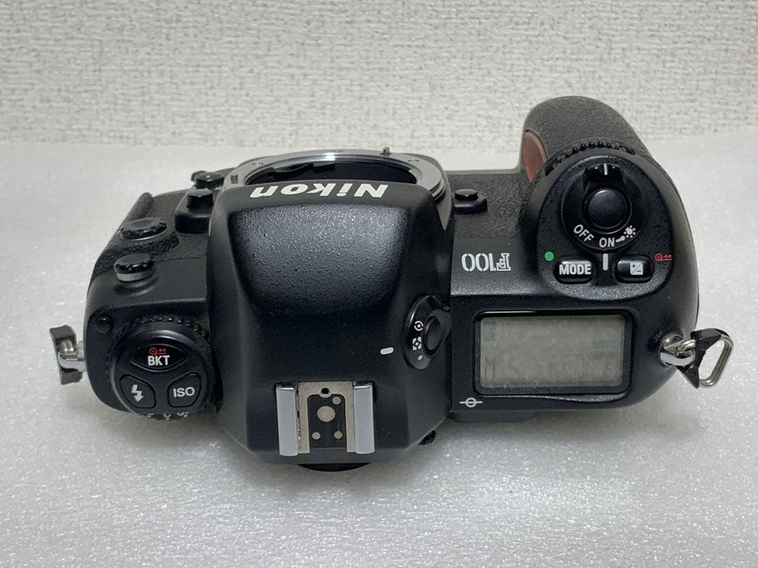 フィルムカメラ NIKON F100
