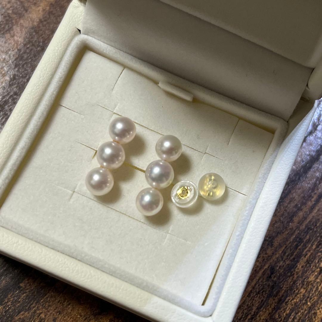 未使用 花珠級 あこや真珠ベビーパール 3連 パールピアス K18 3個並び