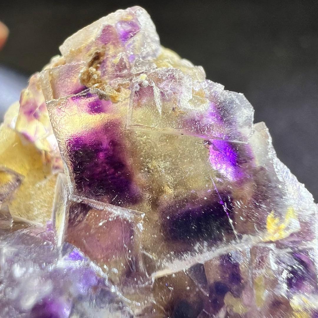 内モンゴル産　マルチカラーフローライト