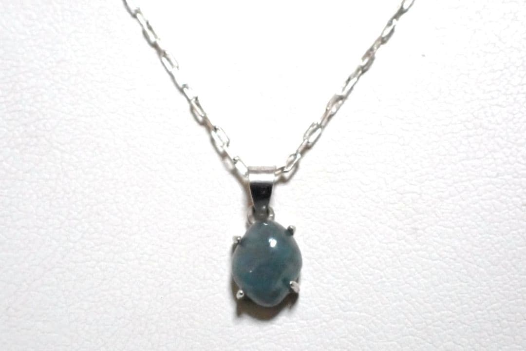 糸魚川翡翠　翡翠　入コン沢　青　ペントップ　sv925　送料無料