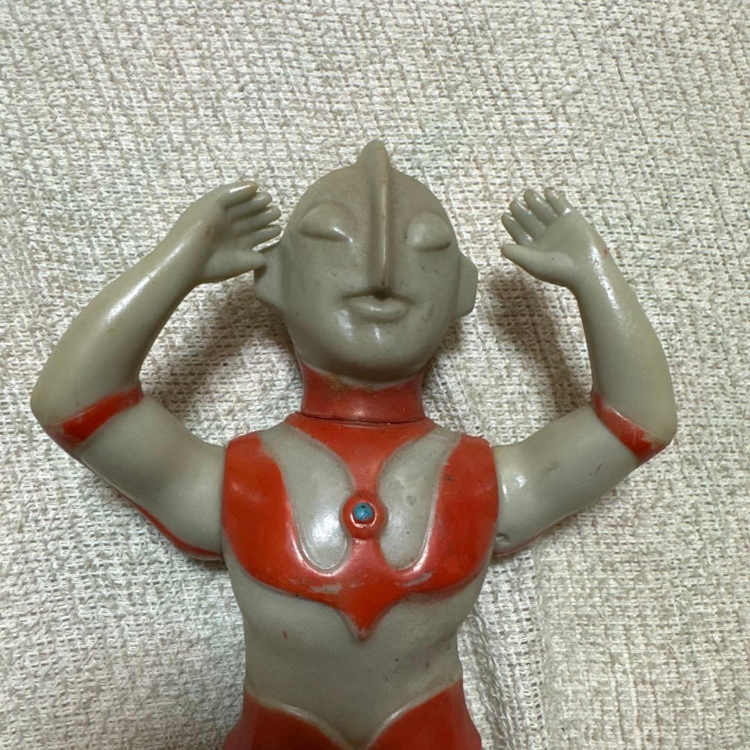 ギ*ル様 ウルトラマン フィギュア 1966年製