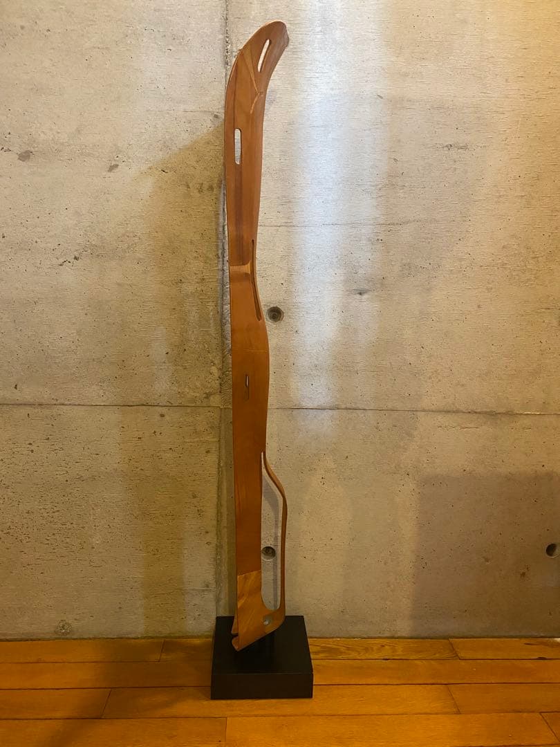 チャールズ&レイ・イームズ/レッグスプリント