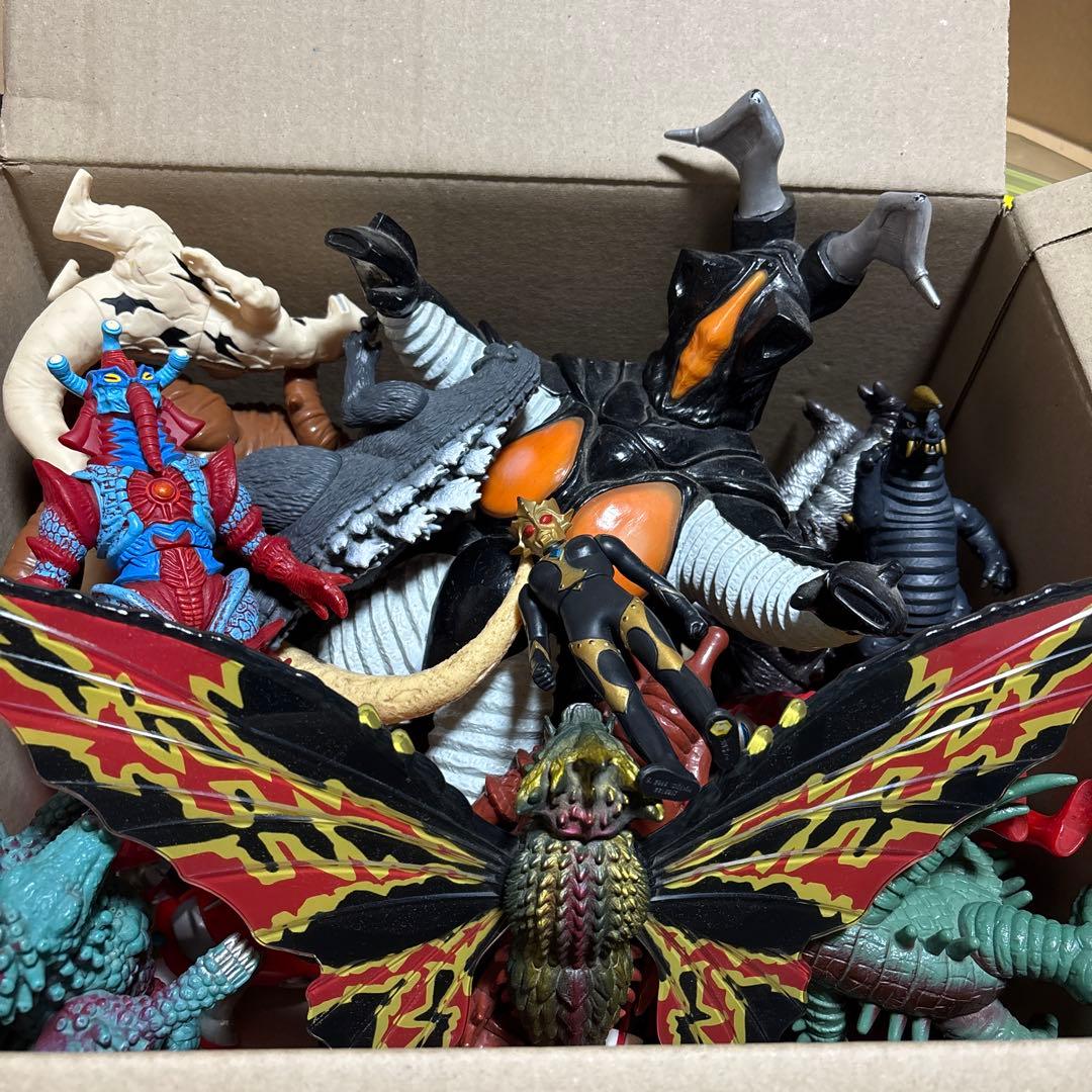 ゴジラ　ウルトラマン　特撮フィギュア　ジャンク　まとめ売り　50点以上