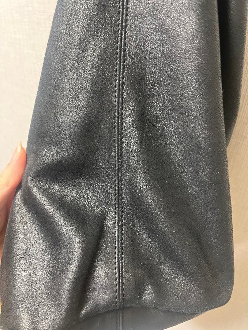 Morphee CYLINDER Bag L ブラックショルダーバッグ