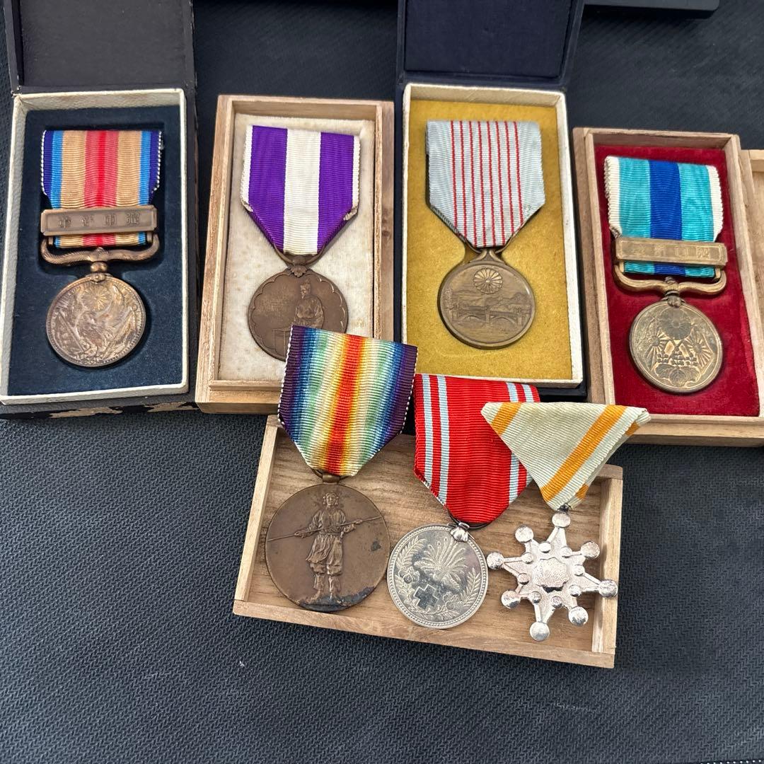 勲章 記章 7点セット 軍装