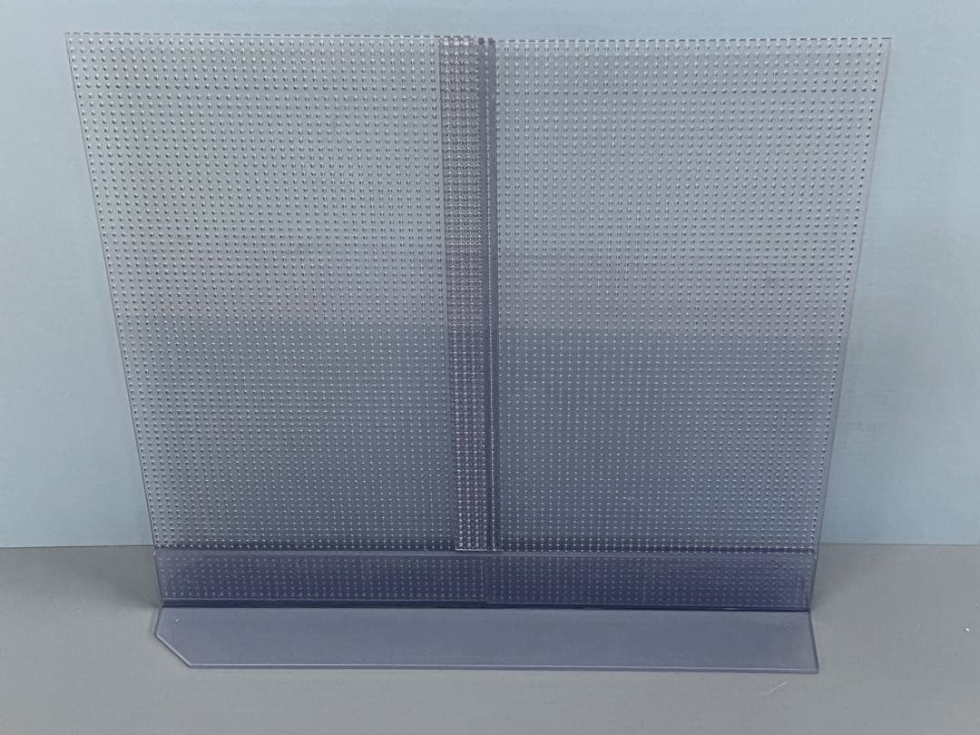 特注パンチフィルター　セパレーター　オールガラス水槽に　奥行き・高さ600用