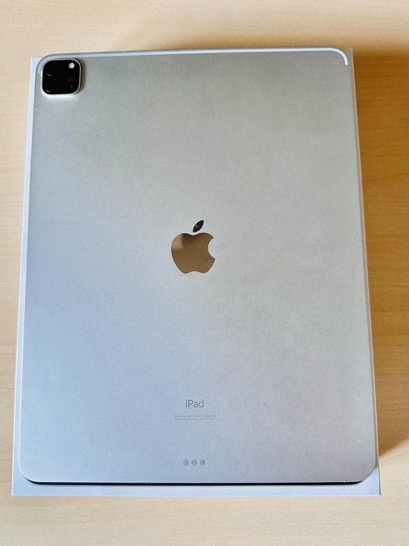 iPad Pro 12.9 インチ (2020) 第4世代 256 GBシルバー