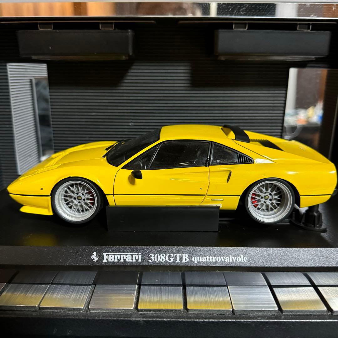 絶版 京商 1/18 フェラーリ 308GTB クワトロ カスタム仕様