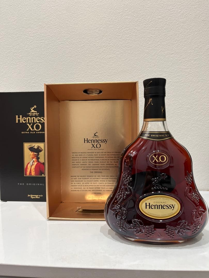 Hennessy XO エクストラオールドコニャック 700ml ギフトボックス
