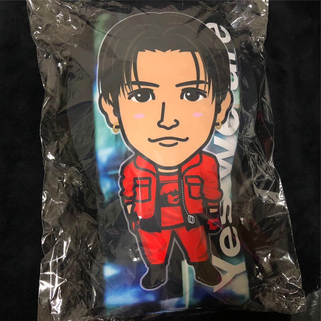 岩田剛典クッション　三代目　Ywa レア　居酒屋