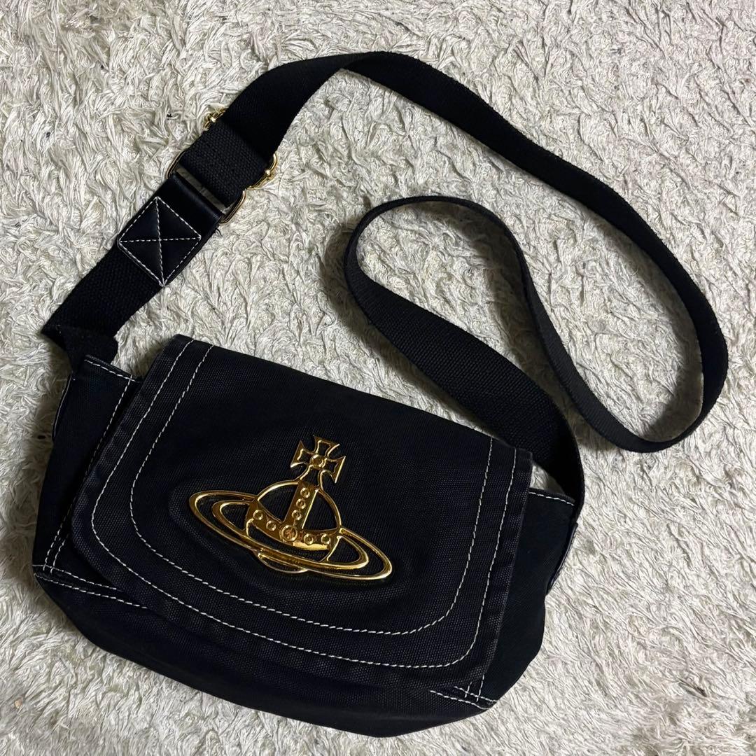 【美品】ヴィヴィアンウエストウッド ショルダーバッグ エッジウェア オーブ 黒