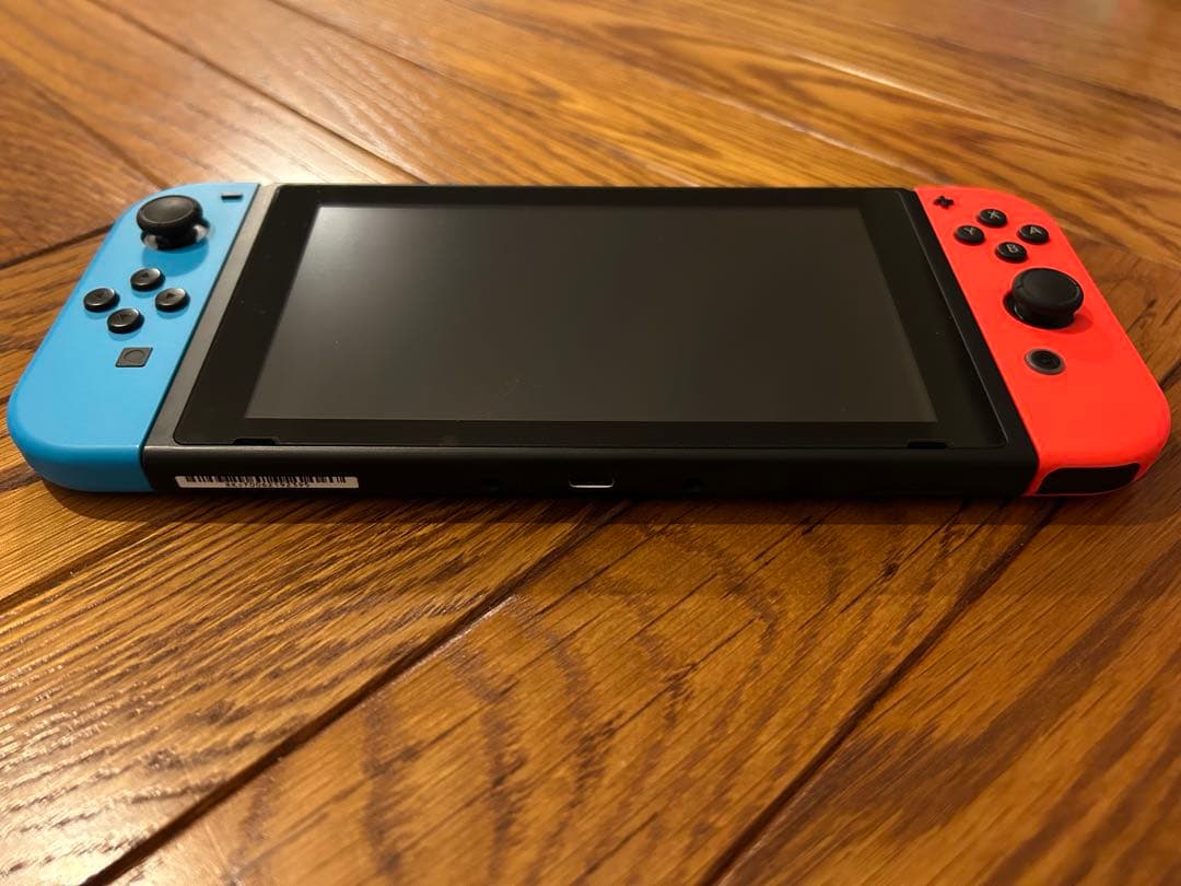 Nintendo Switch ネオンブルー/ネオンレッド 本体 (ポーチ付)