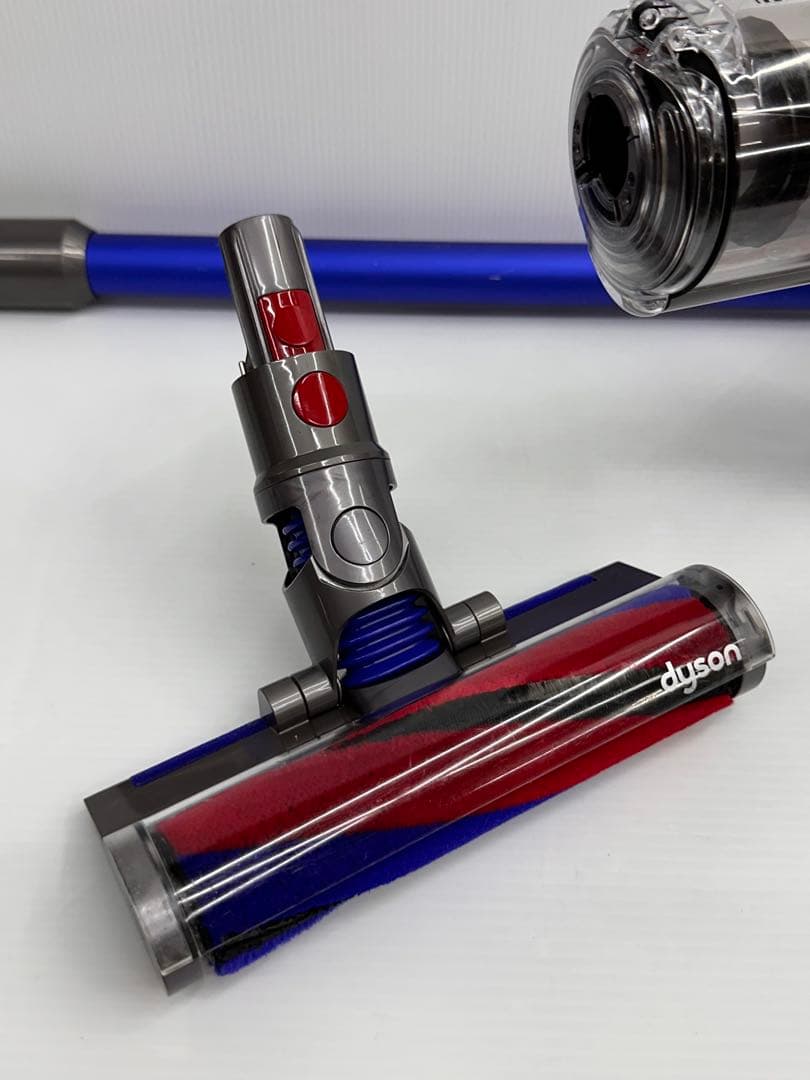 綺麗　美品　ダイソン掃除機　SV21 本体　ヘッド　パイプ　純正バッテリー付き