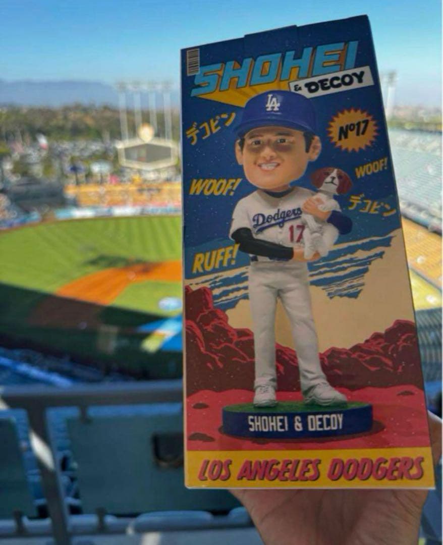 大谷翔平　デコピン　ゴールド　ボブルヘッド　来場者限定　スタジアム配布　新品