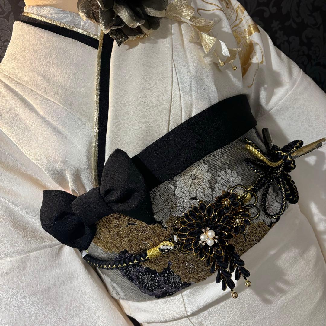 美品　白地　大柄　染分け　金彩　逸品　振袖　フルセット 振り袖