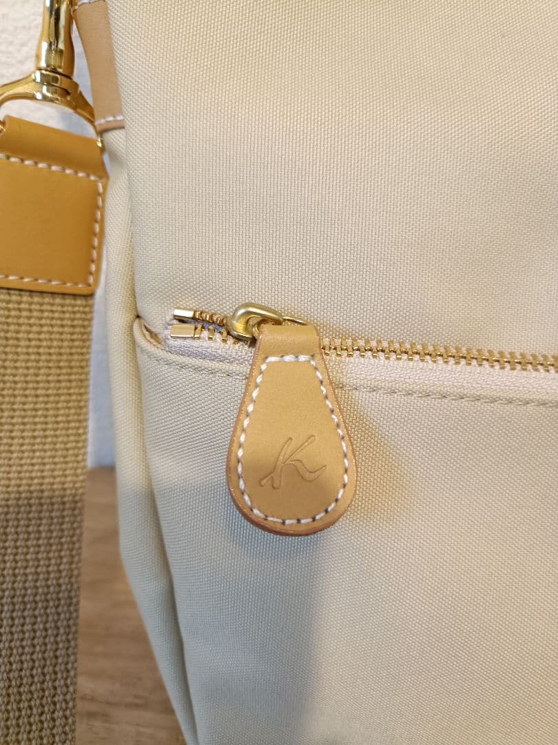 コタロウキタムラ★ほぼ未使用　サブバッグ付き　レザーキャンパス