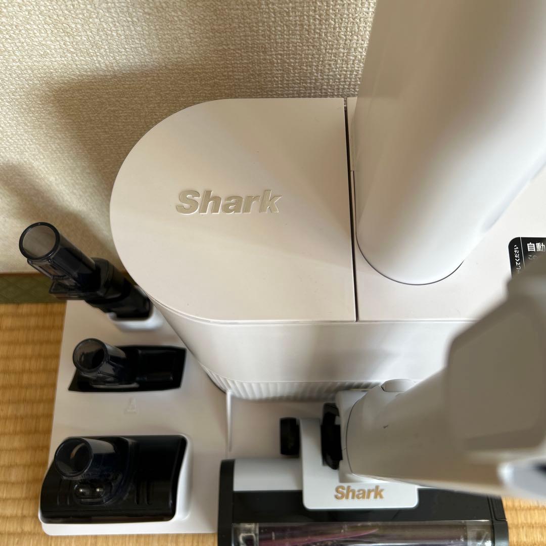 Shark シャーク　掃除機 LC351J本体