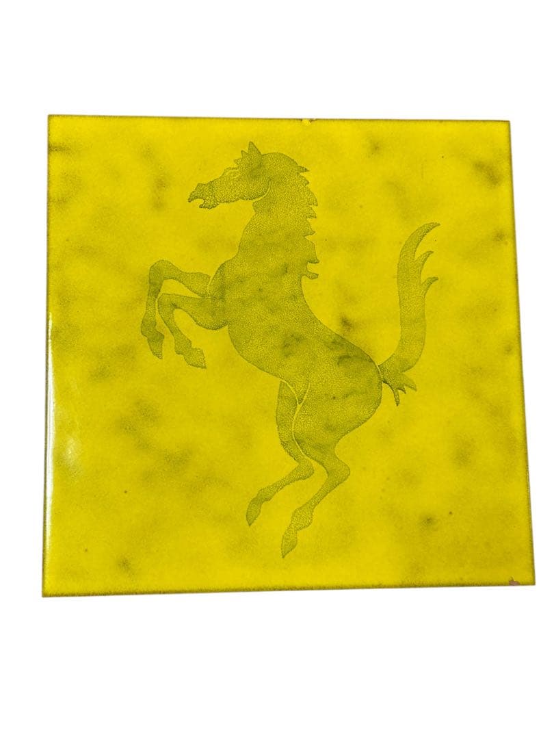 フェラーリ Enzo Ferrari 居室壁面用タイル