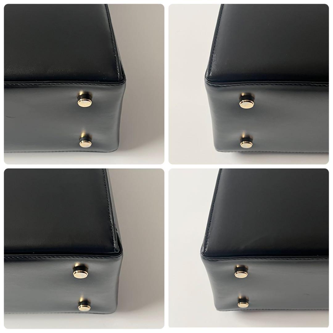 フェラガモ　2way　ガンチーニ　ハンドバッグ　レザー　黒　ブラック　フォーマル