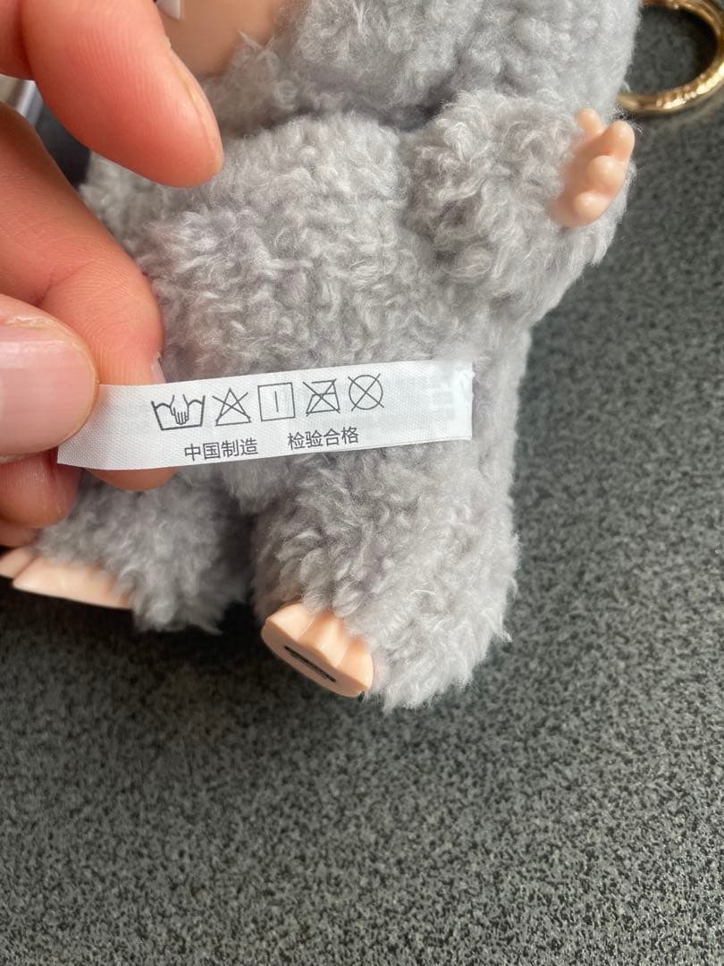 ラブブ　 ぬいぐるみキーホルダー