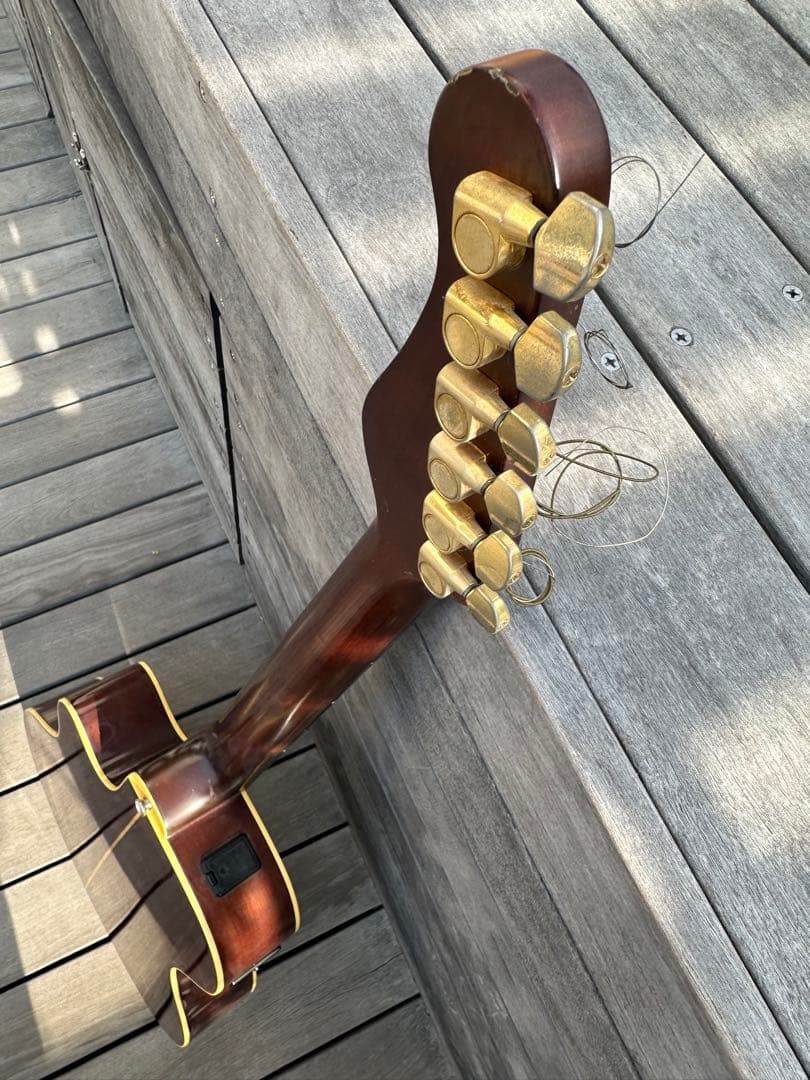 YAMAHA APX-6SAエレキギター