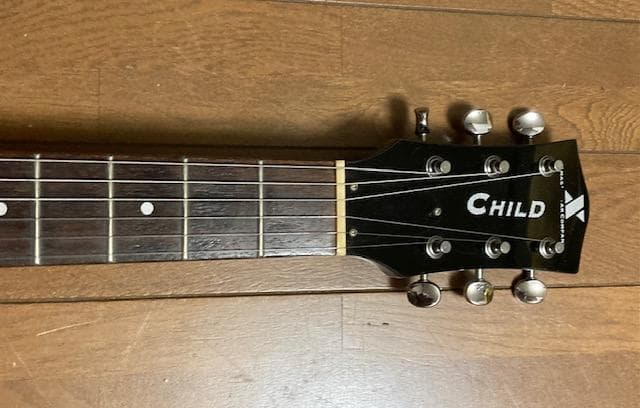 XMAS GUITAR COMPANY CHILD アンプ内蔵 フジゲン製