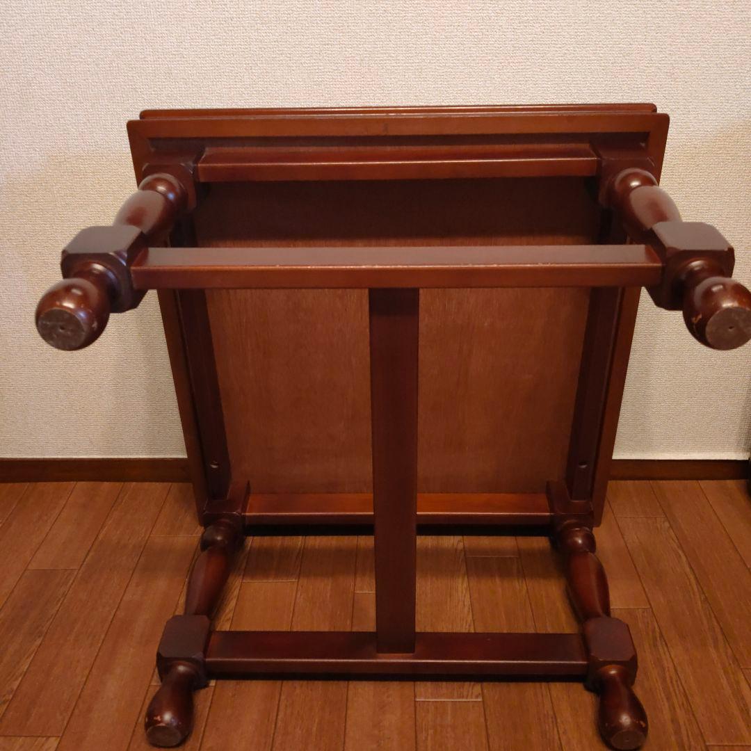 大理石風天板のビンテージテーブル