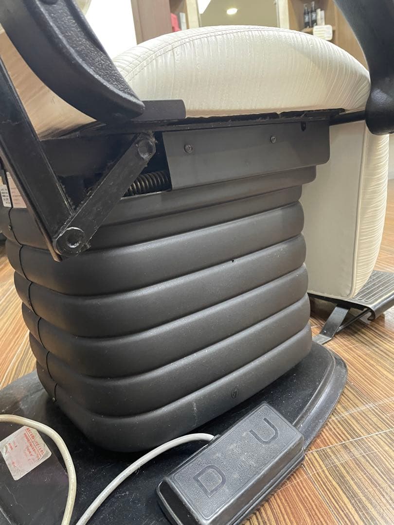 引き取り限定　電動　サロン用　シャンプーチェア　椅子　大広製作所　札幌　②