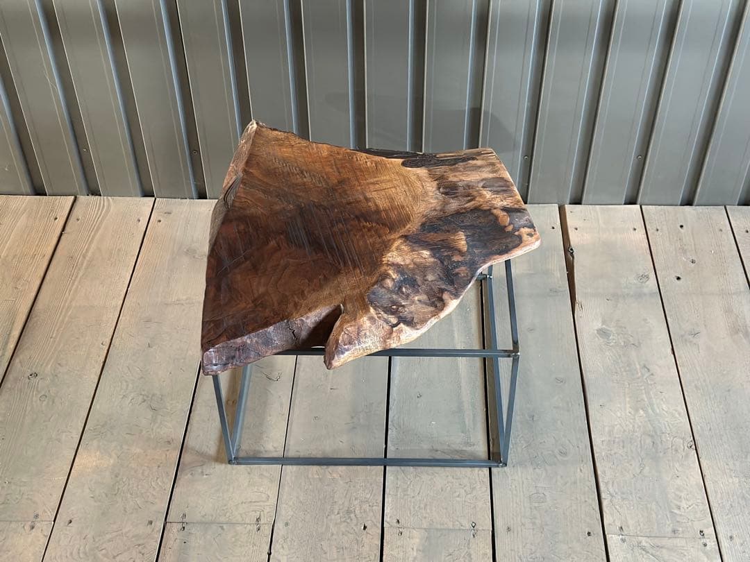 【早い者勝ち！SALE！】ウォールナット　一枚板テーブル　アイアン脚　花台