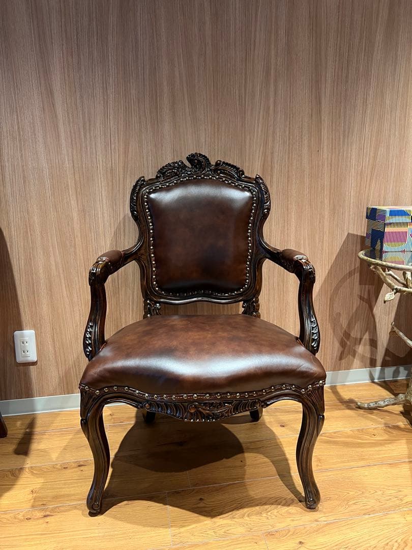 クラシックアームチェア ダークブラウン