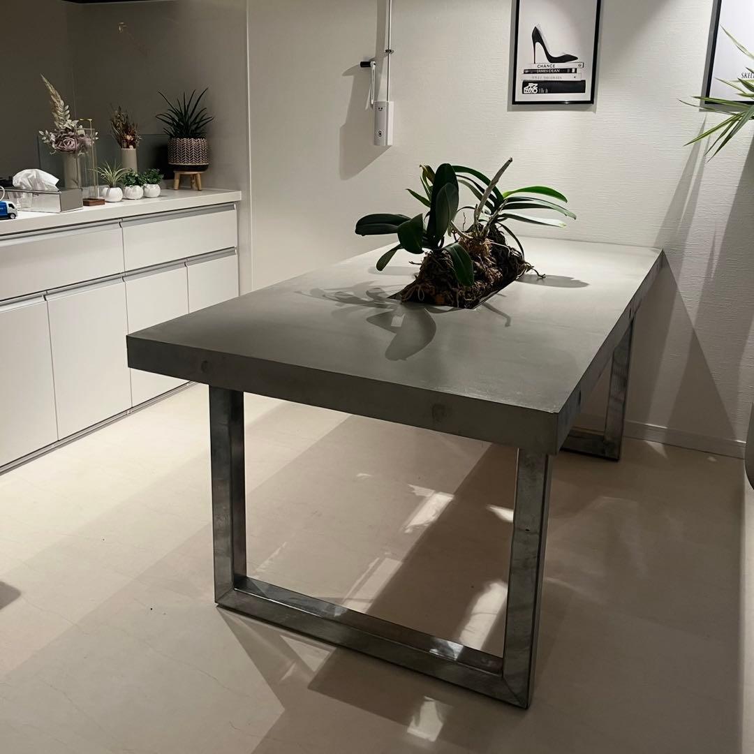 引越特別価格【特注品】モルタル天板　ダイニングテーブル