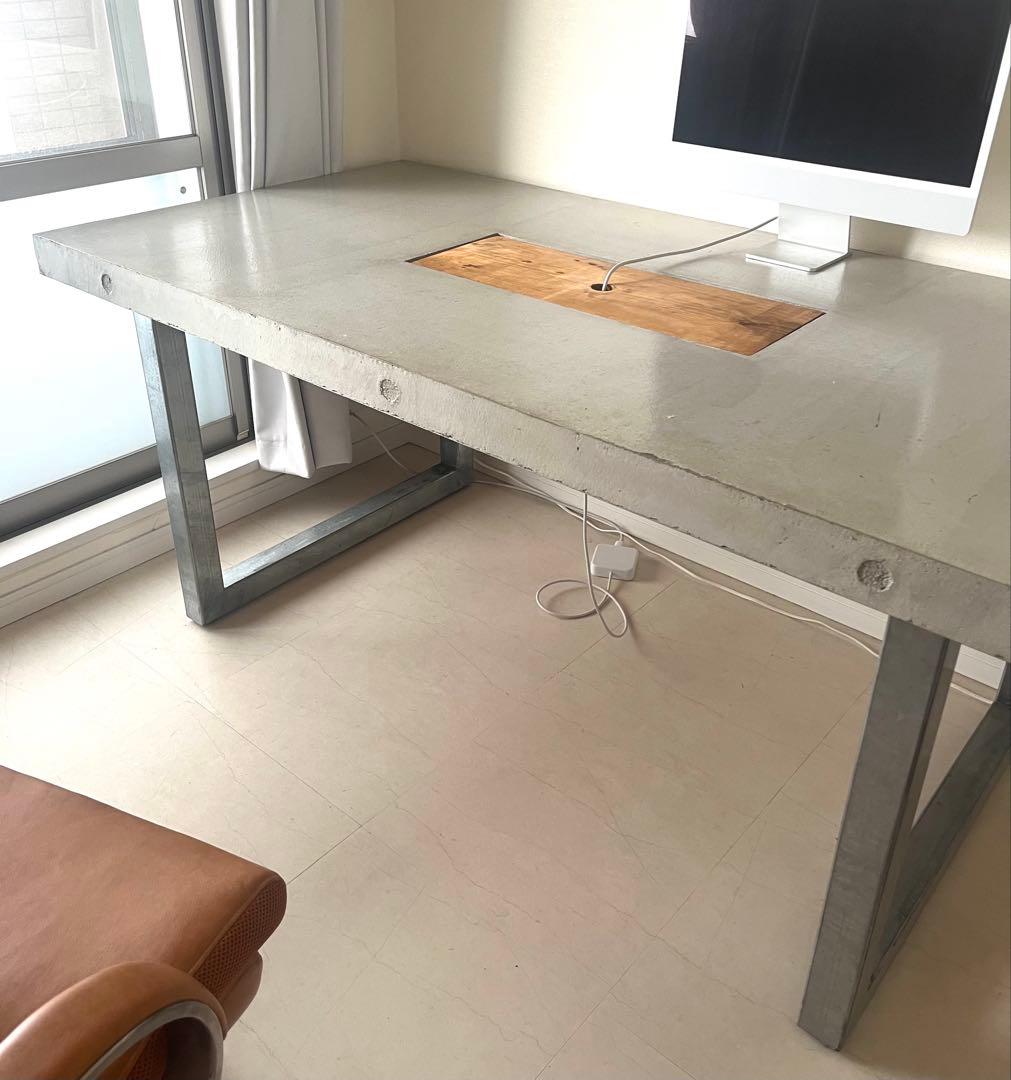 引越特別価格【特注品】モルタル天板　ダイニングテーブル