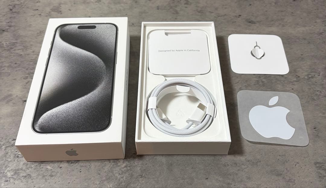 Apple iPhone 15 Pro ホワイト 本体