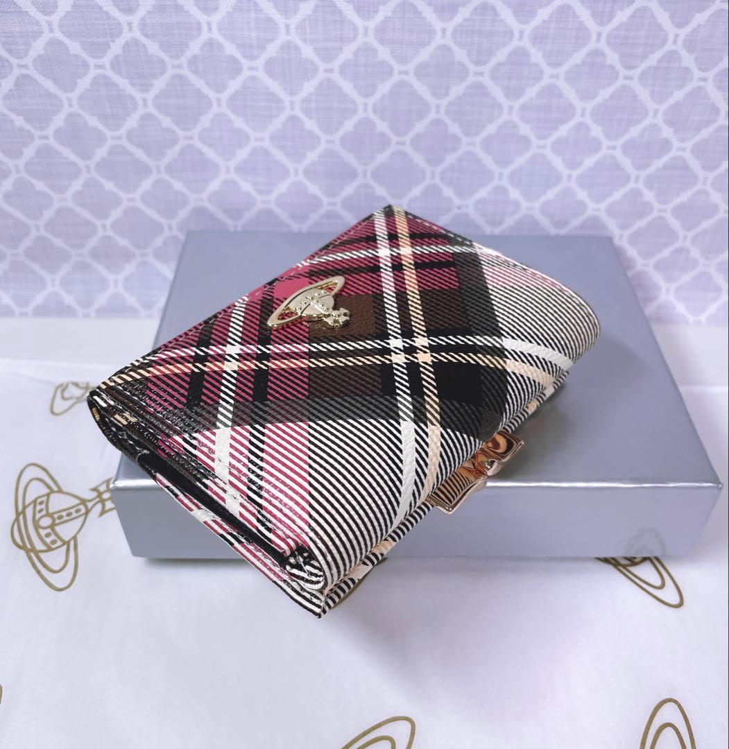 【可愛すぎ♡新品】可愛い ヴィヴィアン・ウエストウッド　三折財布 チェック