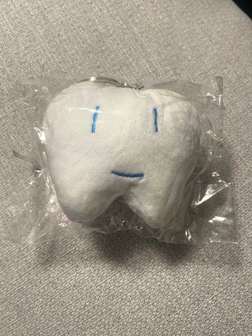 Ado こんにちは！はちゃんです ぬいぐるみキーホルダー