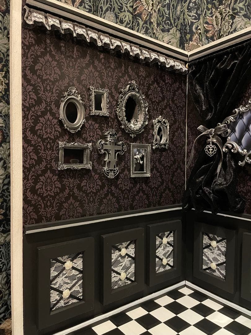 背景ボード　黒薔薇の間